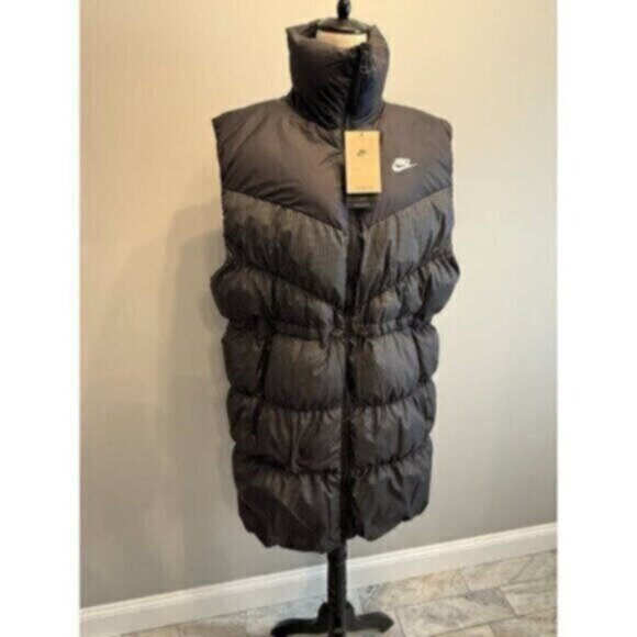 NEW Nike women's medium black/white puffer long Therma Fit vest MSRP $200 - Picture 6 of 12